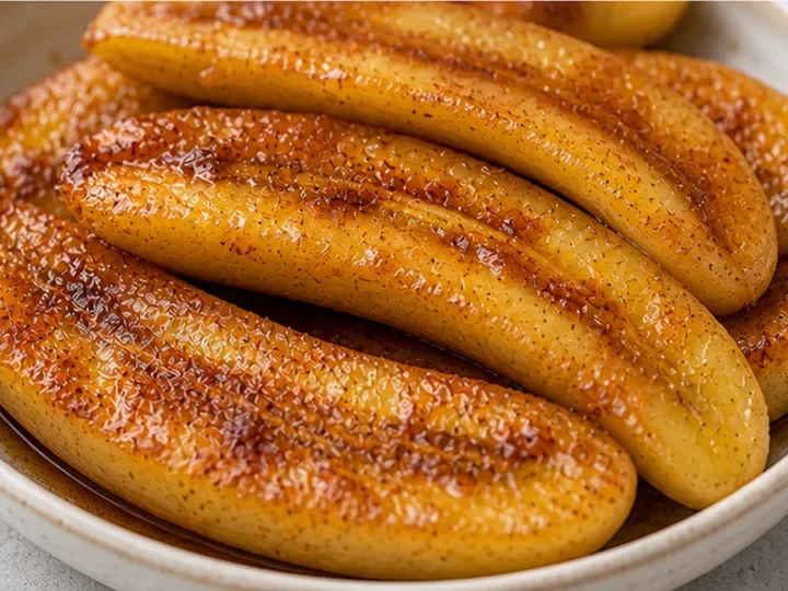Sweet & Crispy Air Fryer Bananas!