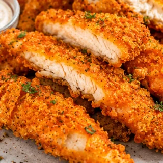 Crispy Doritos Chicken: Game-Changer Dinner! Discover the ultimate Doritos chicken strips! Air fryer magic creates an unbelievably crispy and flavorful crust. E