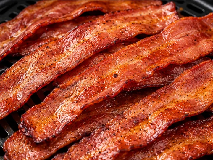 Crispy Turkey Bacon in 8 Minutes!