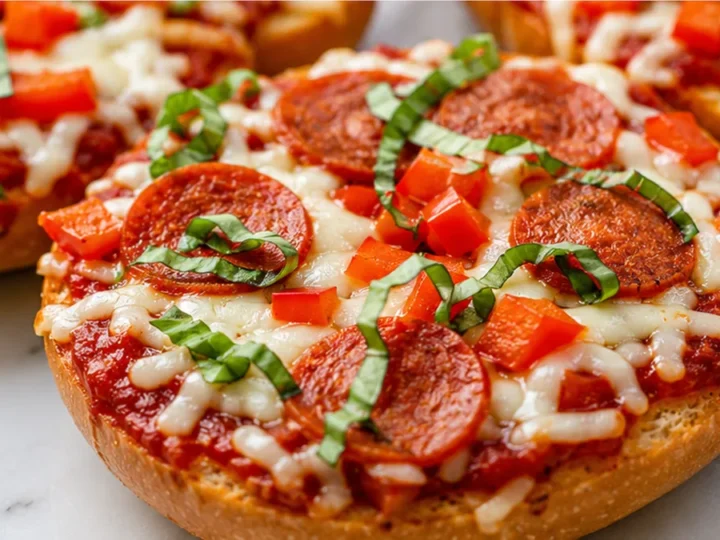 Speedy Vegan Pizza Bagels: Easy!