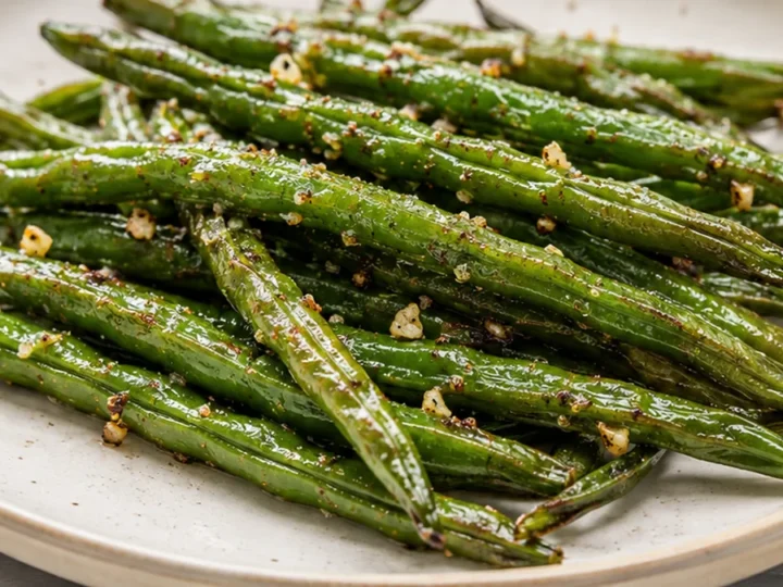 Crispy Air-Fried Garlic Green Beans