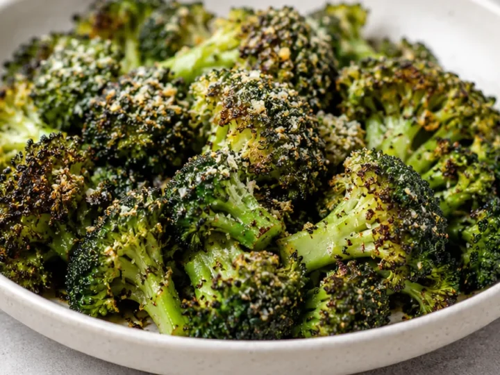 Crispy Air Fryer Broccoli: A 10-Minute Side Dish Wonder!