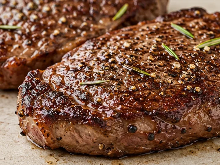 Juicy Air Fryer Steak in Minutes!
