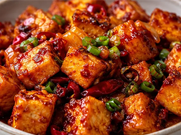Crispy Chilli Tofu: Weeknight Obsession!