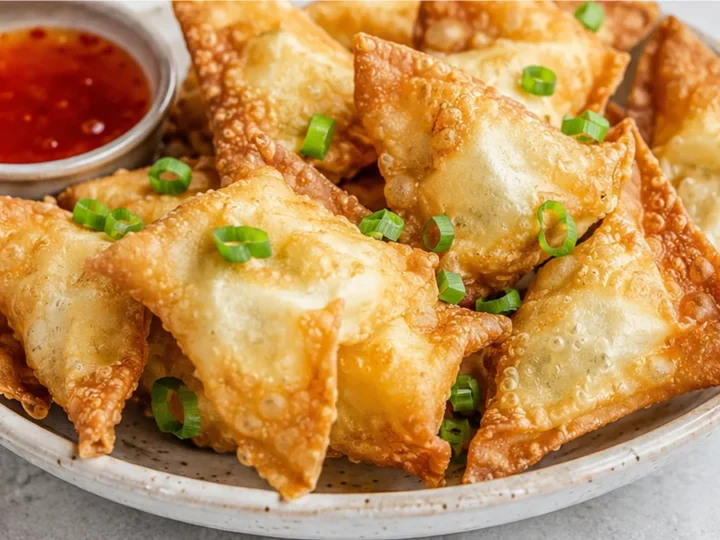 Crispy Cream Cheese Wontons: A Flavor Explosion!