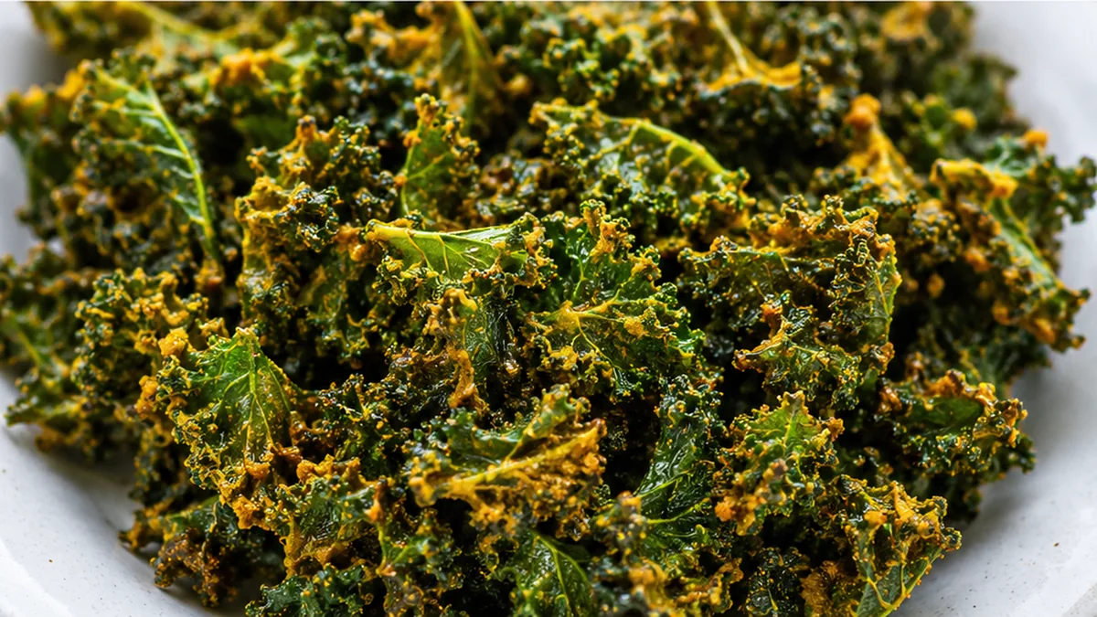 Crispy Kale Pakora Chips: Your New Healthy Obsession! Kale Pakora: Craft these incredibly crispy air-fried chips, a healthy twist on a classic Indian snack. Per