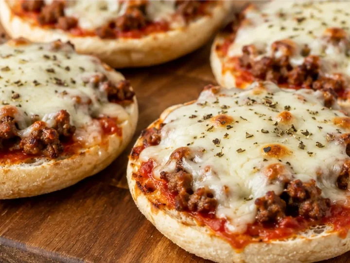 Quick Pizza English Muffins