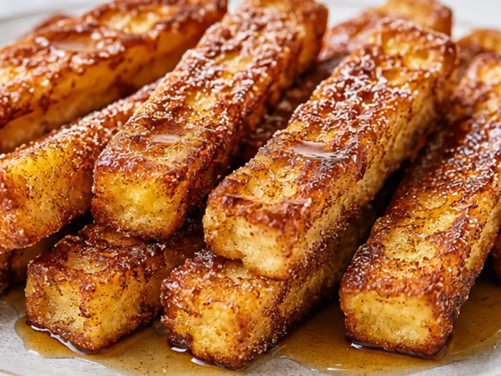 Crispy Air Fryer French Toast Sticks!