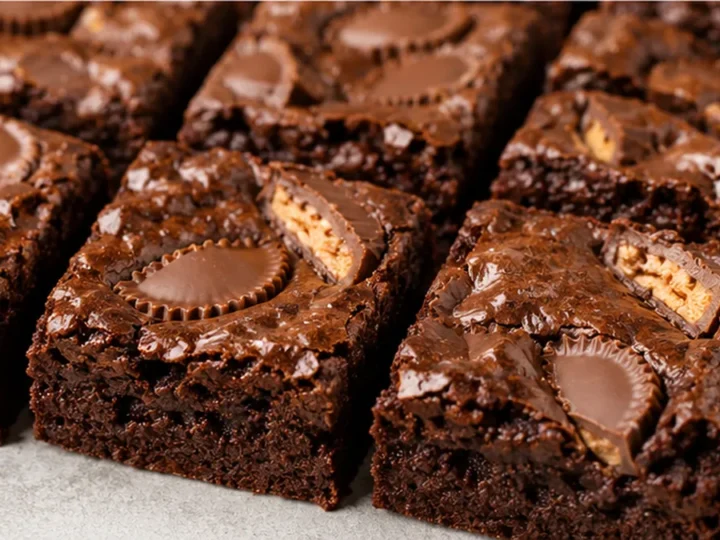 Indulgent Keto Air Fryer Brownies You Can’t Resist!
