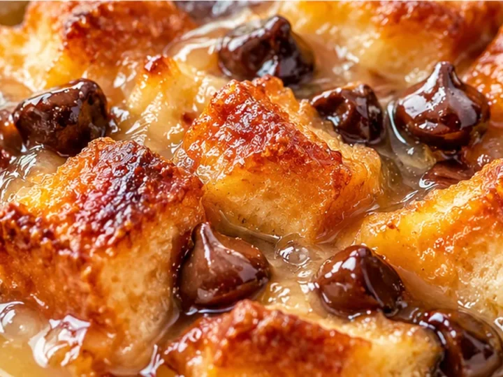 Air Fryer Bread Pudding: Crispy Outside, Gooey Inside!
