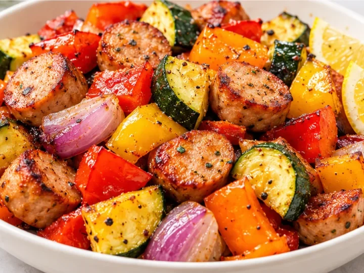 Quick Air Fryer Sausage & Veggies