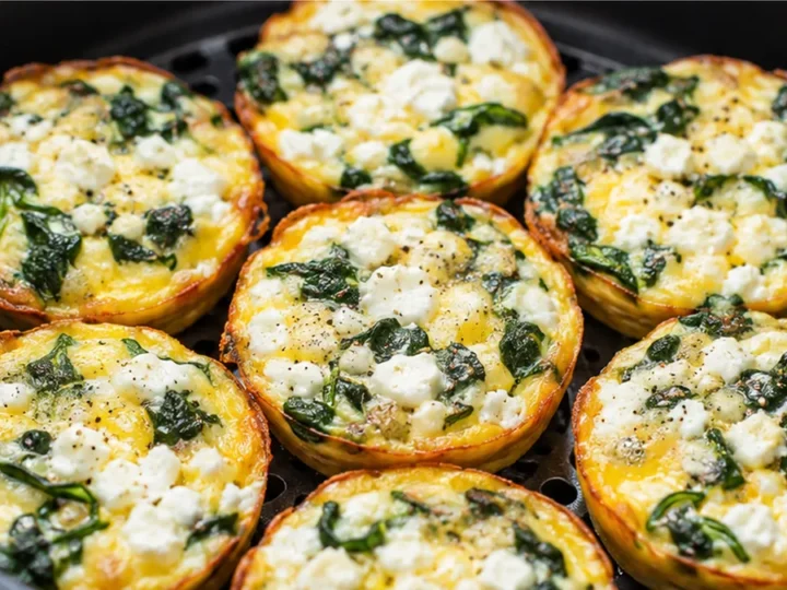 Spinach Egg Cups in Air Fryer
